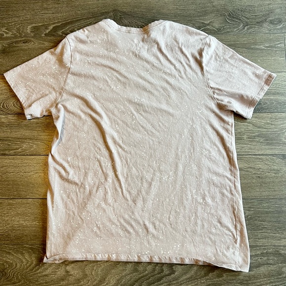Nike Athletic Fit T-shirt in XL. gently worn but taken care of. - Picture 2 of 4